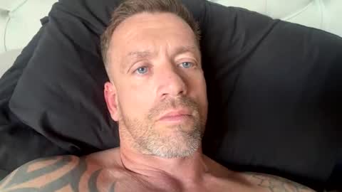 Snapshot of youwantus69 chatting on 18, 4, 2026 You want us 69 online show from 18, 4, 2026