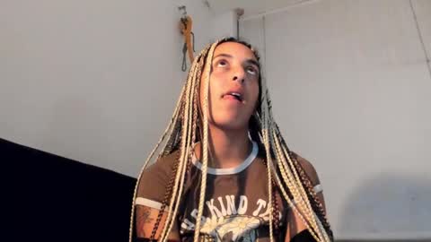 Snapshot of youwishtobeme chatting on 22, 1, 2025 elizabeth ju online show from 22, 1, 2025