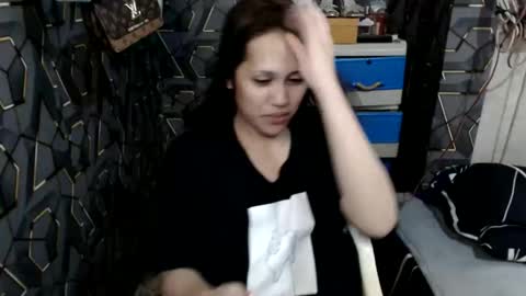 yumi online show from 13, 1, 2026