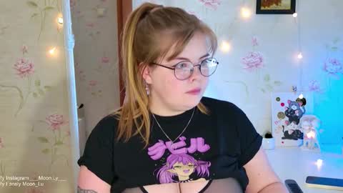 Polly online show from 8, 11, 2025