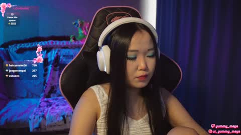 Snapshot of yummy_maya chatting on 8, 2, 2025 Chimi online show from 8, 2, 2025