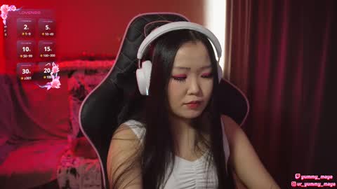 Snapshot of yummy_maya chatting on 15, 2, 2025 Chimi online show from 15, 2, 2025