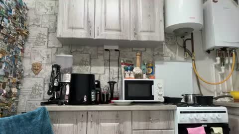 Snapshot of yummyalexxx chatting on 12, 6, 2026 Alex online show from 12, 6, 2026