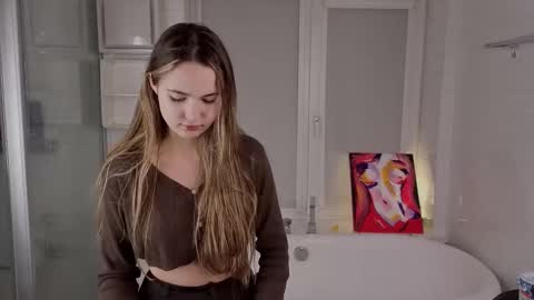 Snapshot of yummyemiily chatting on 22, 2, 2026 Emily online show from 22, 2, 2026