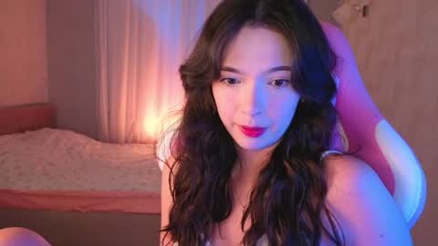 Snapshot of yuna_sunshy chatting on 9, 6, 2026 Yuna online show from 9, 6, 2026
