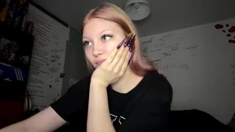 yunarosee online show from 9, 1, 2026