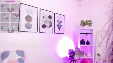 Yunna online show from 10, 9, 2025