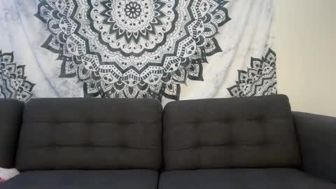 yurdreams_22 online show from 16, 1, 2026