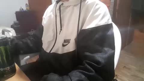 Yuumi online show from 5, 4, 2026