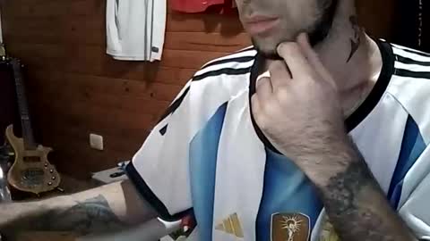 Yuumi online show from 14, 4, 2026