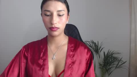 yuzii Im new to these pages so I hope you guys are kind to me. online show from 20, 12, 2025