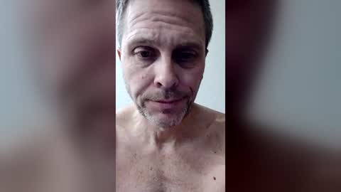 Snapshot of yxs25 chatting on 7, 7, 2026 Charles online show from 7, 7, 2026