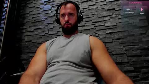 Snapshot of yy_david_yy chatting on 14, 10, 2025 David online show from 14, 10, 2025