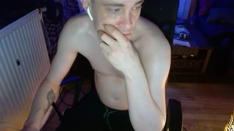   online show from 8, 11, 2025