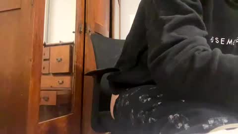 Snapshot of zac15876 chatting on 28, 12, 2024 zac15876 online show from 28, 12, 2024