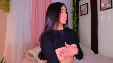   online show from 19, 11, 2025