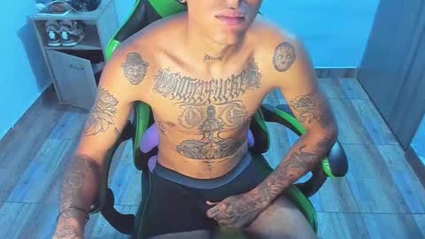 BiG Zafiro online show from 15, 12, 2025