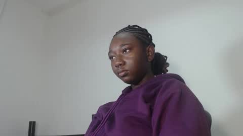 Snapshot of zahhysims chatting on 25, 2, 2025 zahhy online show from 25, 2, 2025