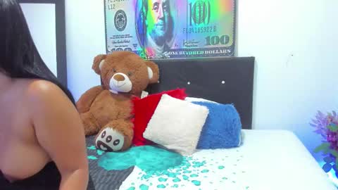 Snapshot of zahira_evans chatting on 17, 9, 2025 Zahira online show from 17, 9, 2025
