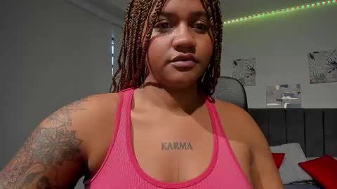 Snapshot of zahra_rose chatting on 10, 3, 2025 zahra_rose online show from 10, 3, 2025