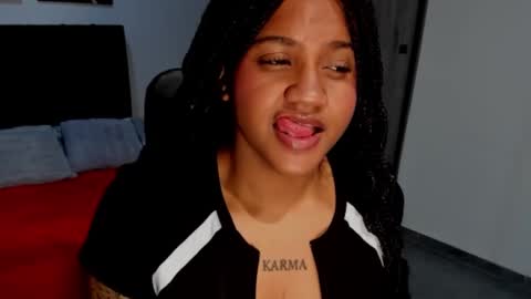 Snapshot of zahra_rose chatting on 30, 9, 2025 zahra_rose online show from 30, 9, 2025