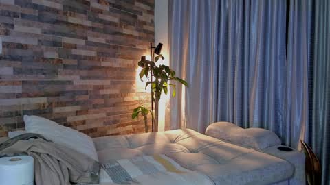 INSTAGRAM yormanfit7 online show from 10, 12, 2024