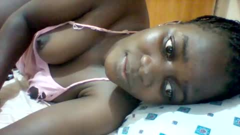 Snapshot of zainxxxx chatting on 4, 2, 2025 zainxxxx online show from 4, 2, 2025