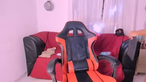 zaira_luxee online show from 19, 10, 2025