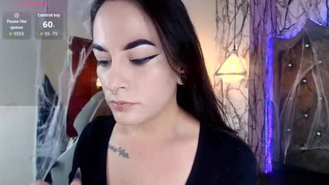   online show from 4, 11, 2025