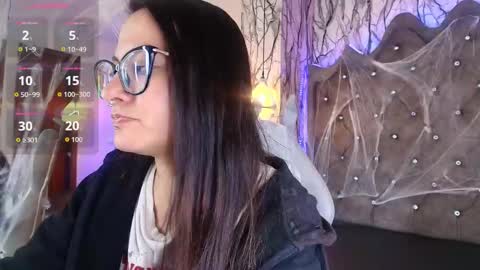   online show from 6, 11, 2025