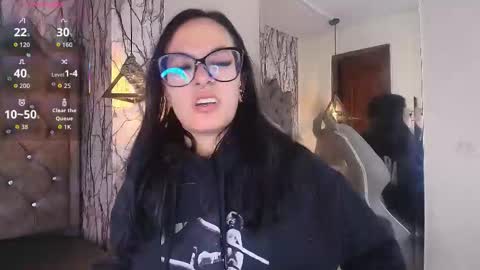   online show from 23, 11, 2025