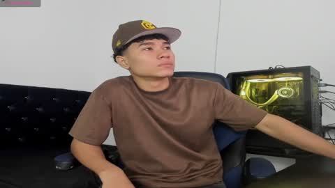 Snapshot of zammcito_ chatting on 1, 2, 2025 zamm online show from 1, 2, 2025