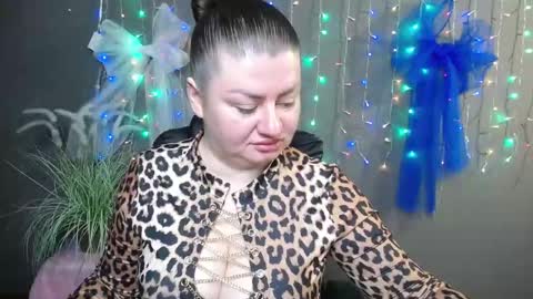 zannadreil online show from 10, 11, 2025