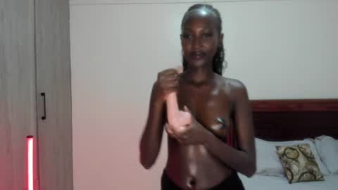 Snapshot of zara411 chatting on 3, 7, 2026 Zara online show from 3, 7, 2026
