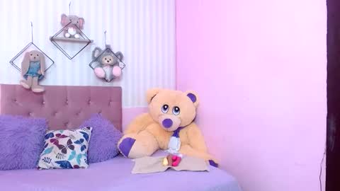 Snapshot of zara_cute18 chatting on 16, 10, 2025 Zara online show from 16, 10, 2025