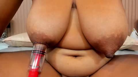 Snapshot of zara_lopez chatting on 18, 9, 2025 zara lopez online show from 18, 9, 2025