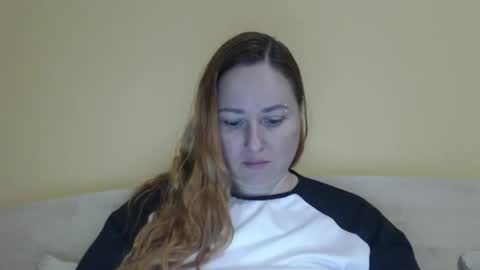 Snapshot of zara_red chatting on 11, 5, 2026 Kate. if im not here im here foxy red333 online show from 11, 5, 2026