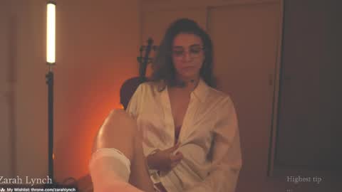 Miss Lynch   Next show  2911 online show from 26, 4, 2026