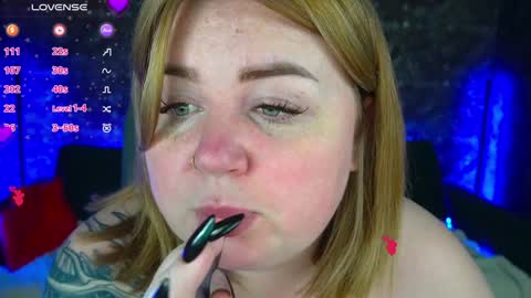 Snapshot of zarareign_ chatting on 16, 1, 2025 Lola online show from 16, 1, 2025