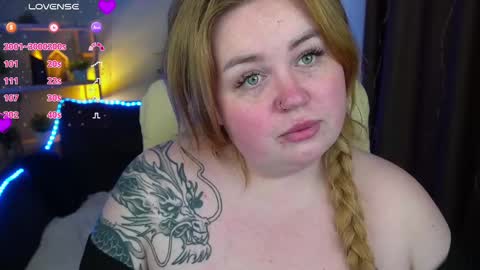 Snapshot of zarareign_ chatting on 9, 3, 2025 Lola online show from 9, 3, 2025