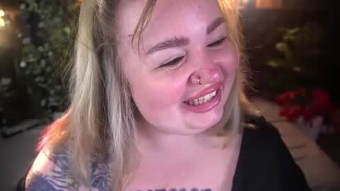 Lola online show from 9, 8, 2026