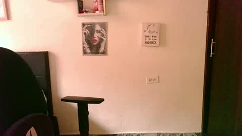 Snapshot of zaray_45bella chatting on 1, 7, 2026 zaray online show from 1, 7, 2026