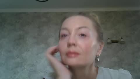 Zarina Swift online show from 7, 6, 2026