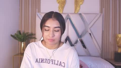 Snapshot of zayda_ chatting on 10, 10, 2025 Zayda online show from 10, 10, 2025