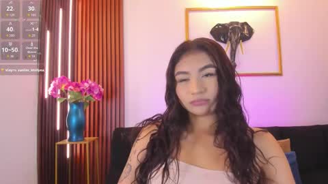  Zayda  online show from 25, 2, 2026