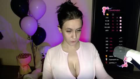 Snapshot of zaykaaa_11 chatting on 24, 11, 2025 Lina online show from 24, 11, 2025