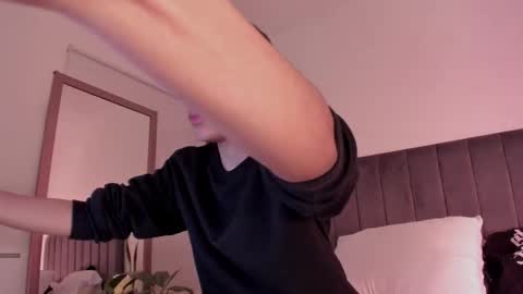 Snapshot of zayotto chatting on 23, 2, 2026 Hii im Zay. I save money for education. PVT Open. online show from 23, 2, 2026