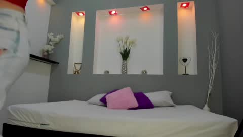 Snapshot of zean_lee chatting on 20, 1, 2025 Karolyne online show from 20, 1, 2025