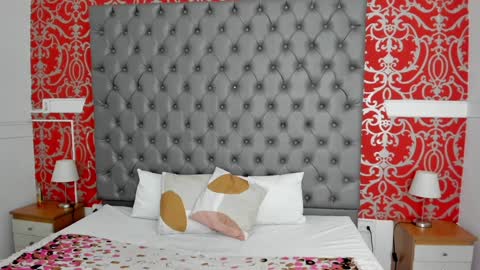 Snapshot of zean_lee chatting on 1, 2, 2025 Karolyne online show from 1, 2, 2025