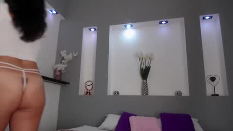 Snapshot of zean_lee chatting on 18, 2, 2025 Karolyne online show from 18, 2, 2025